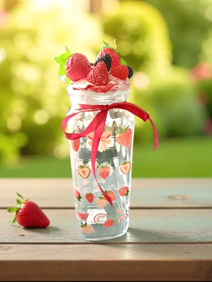 🍓 Pichet décoratif gourmand aux fruits rouges